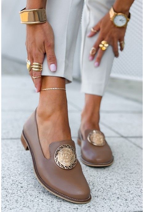Karmelowe loafersy Nevija