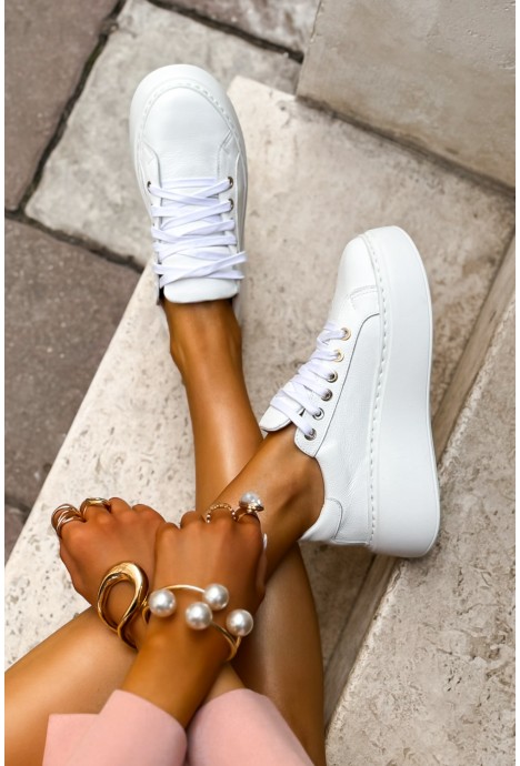 Białe sneakersy Alinora