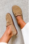 Beżowe zamszowe mokasyny barefoot Lazea