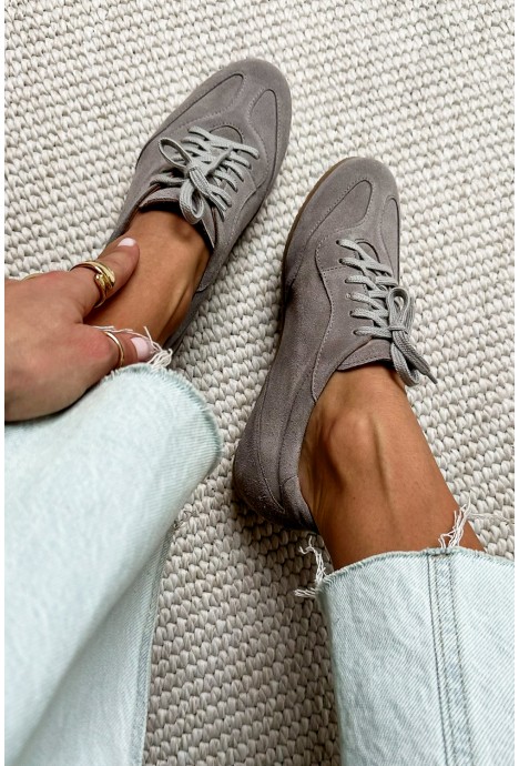 Szare zamszowe sneakersy Marivane