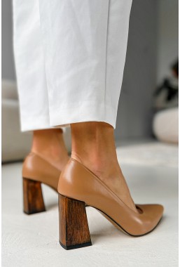 Beżowe czółenka Nolvera