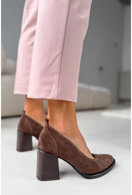 Brązowe zamszowe czółenka Marielle