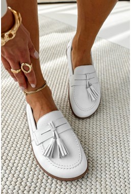 Białe mokasyny barefoot Loria