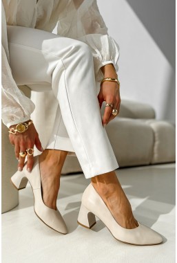 Beżowe czółenka Ameniva