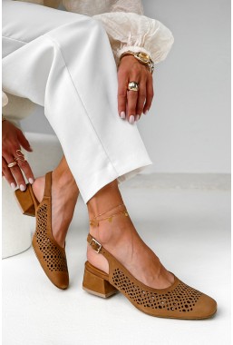 Karmelowe zamszowe czółenka Amaria