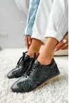 Czarne sneakersy Romiva