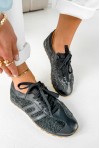 Czarne sneakersy Romiva