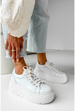 Białe sneakersy na platformie Camero