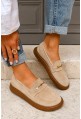 Beżowe zamszowe lekkie mokasyny barefoot Beirea