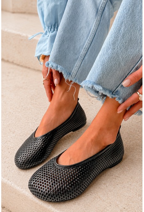 Czarne ażurowe baleriny barefoot Perqa