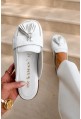 Białe klapki barefoot Clare