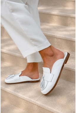 Białe klapki barefoot Clare