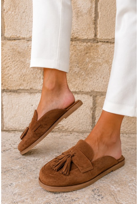 Zamszowe klapki barefoot Clare tabaco