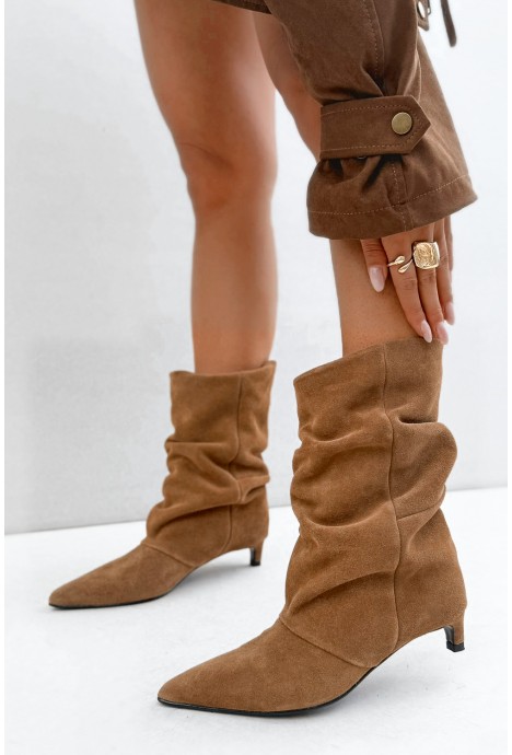 Zamszowe botki Welita camel
