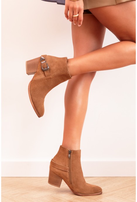 Zamszowe botki Cotia camel