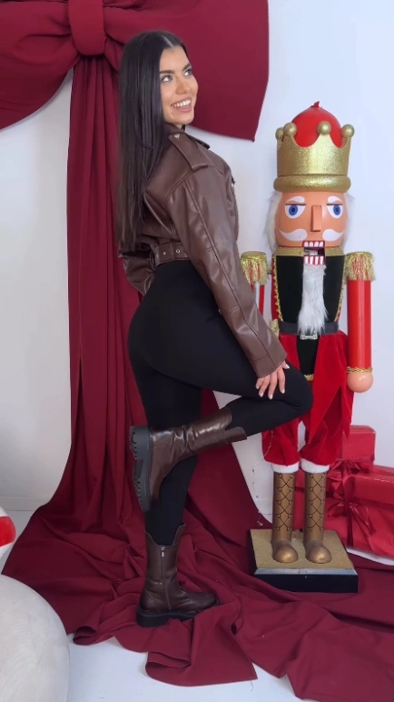 @veneloo